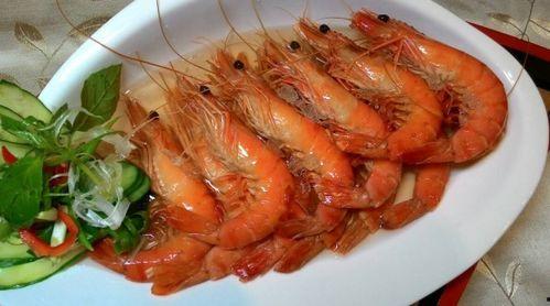 萧山瓜沥吃大虾,鲜美滋味，尽享渔乡风情