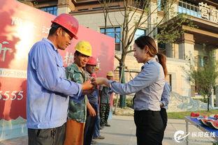 吃瓜售楼小姐在工地,吃瓜售楼小姐的售楼日常揭秘